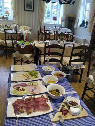 Stoevchen Caf� Hotel R-events