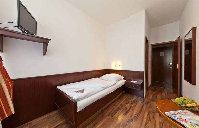 Novum Hotel Plaza D�sseldorf Zentrum