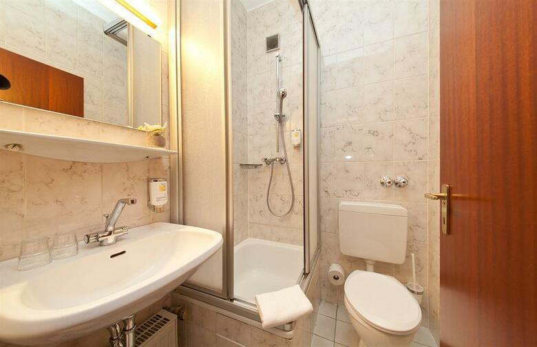 Novum Hotel Plaza D�sseldorf Zentrum