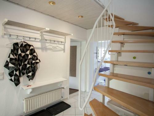 Modest Holiday Home In Neuastenberg With Garden