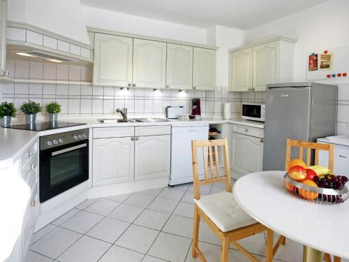 Modest Holiday Home In Neuastenberg With Garden