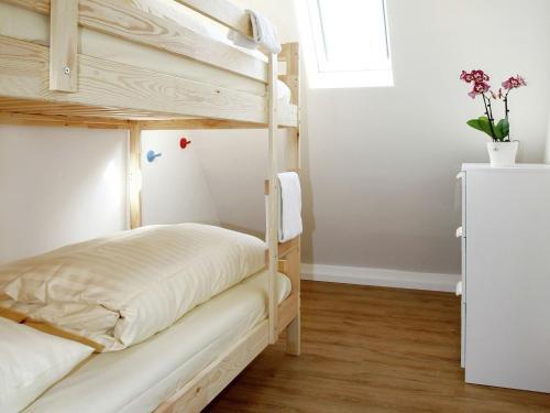 Modest Holiday Home In Neuastenberg With Garden