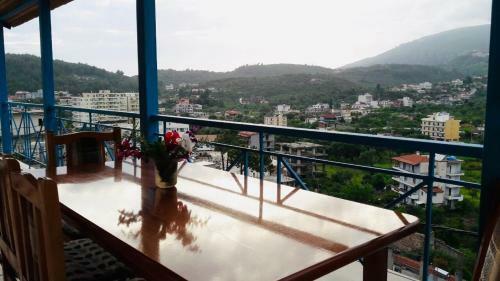Hostal Karos Home