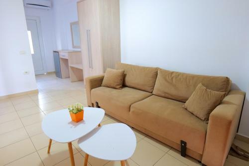 Hostal Villa Gjika