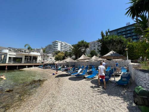 Hostal Guesthouse Marilena Sarand� - Relax Apartments