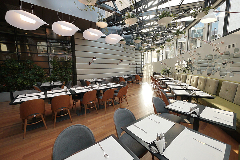 Berthelot Hotel
