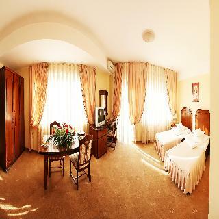 Premier Hotel