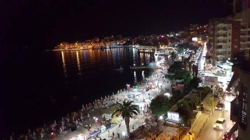 Holiday Apartment On The Sea Shore (12)