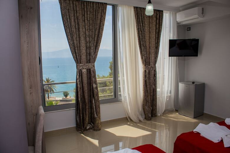 Hotel Kapllani