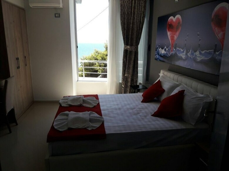 Hotel Kapllani
