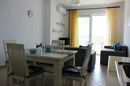 Sunny Apartments
