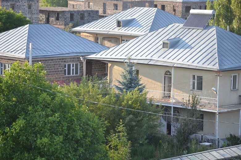 Hostal Serik & Geora Guesthouse