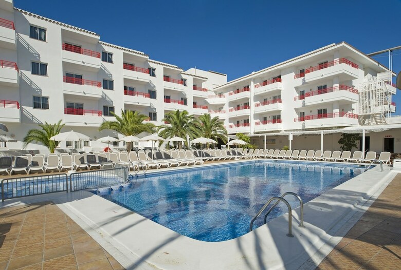Coral Star Hotel & Apartments