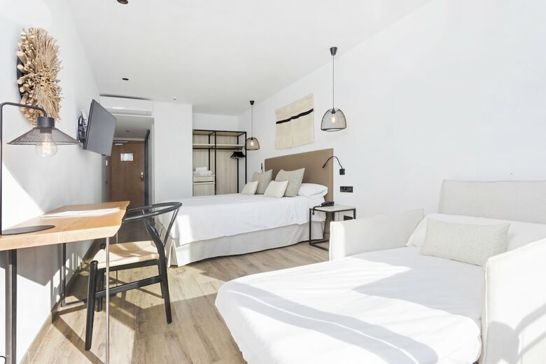 Hotel Sa Clau By Mambo