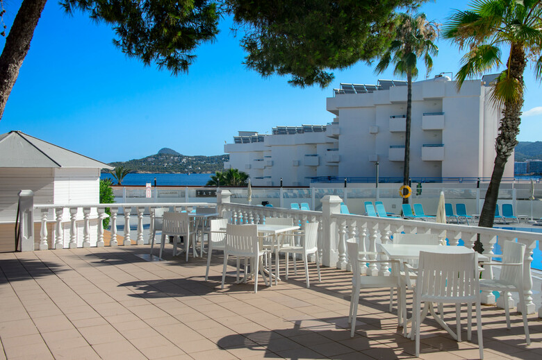 Vibra Riviera Hotel