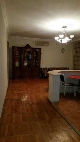 Apartment Near Boulevard