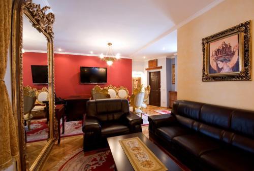 Pension Travelling Actor - Inn