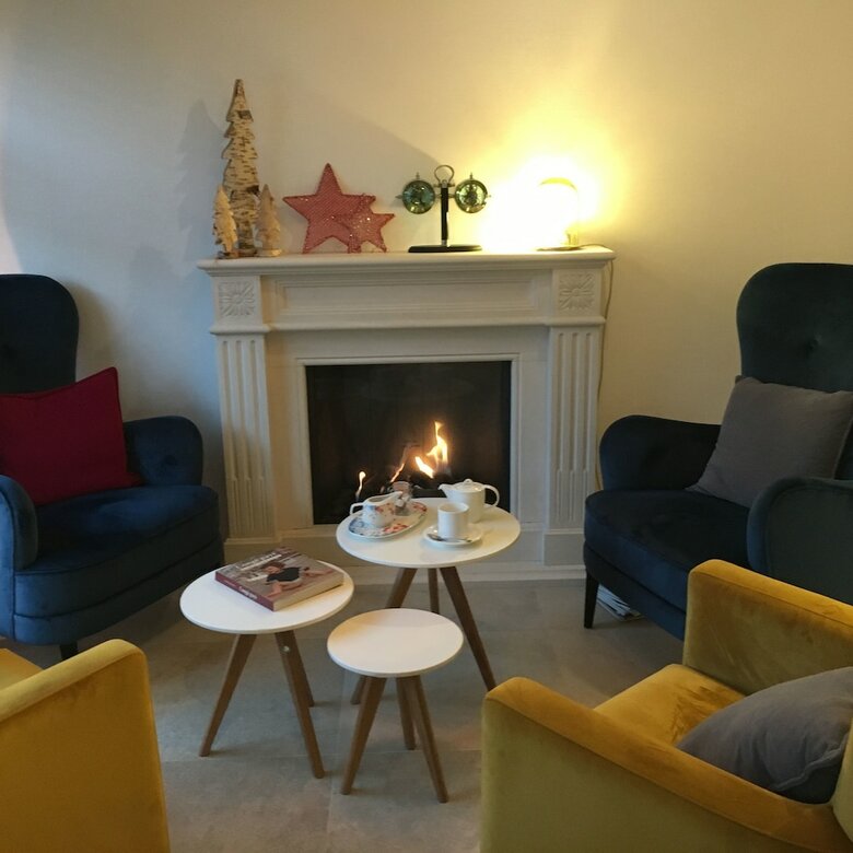 Abc Hotel