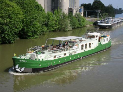 B&B Barge Johanna