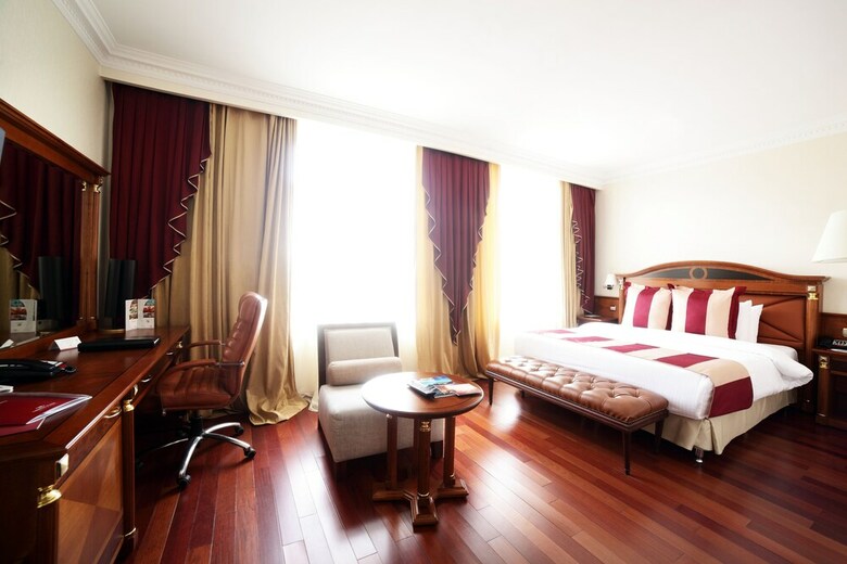 Hotel Crowne Plaza - Minsk