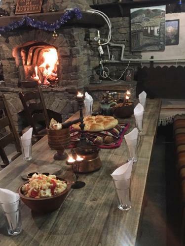 Hostal Bazoteva House