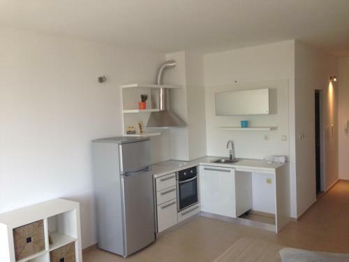Dilov Apartments In Yalta Golden Sands