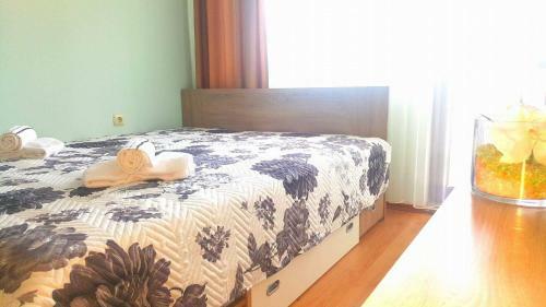 Dilov Apartments In Yalta Golden Sands