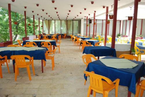 Ihs Hotel