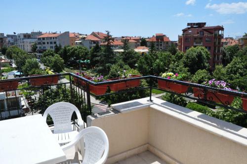 St. George Apartments