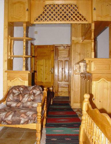 Hostal Damianka Guest House