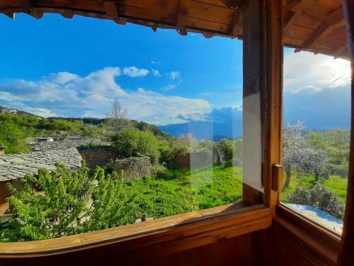 Hostal Skenderovata House