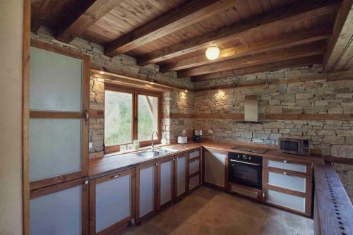 Leshten Guest Homes