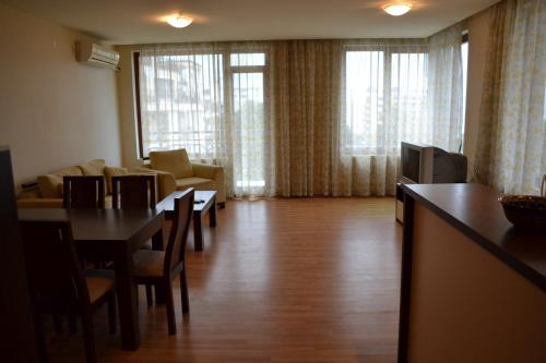 Aparthotel Sea View Rental Iglika Apartments