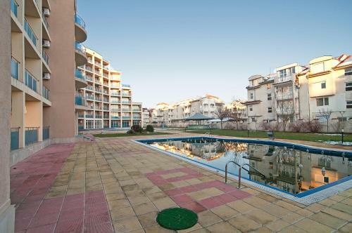 Apartments In Semiramida Gardens