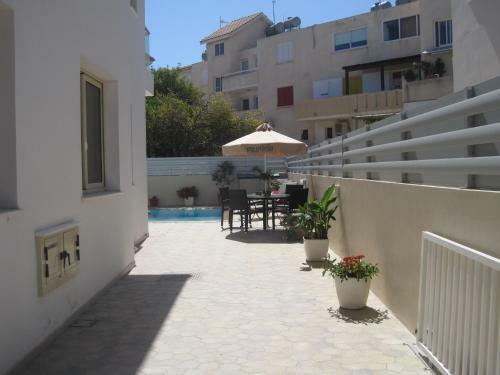 Polyxenia Isaak Luxury Villas And Apartments