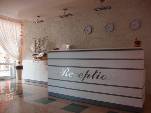 Rose Garden Hotel