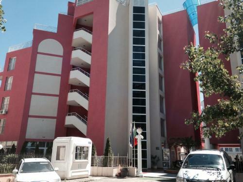 Rose Garden Hotel