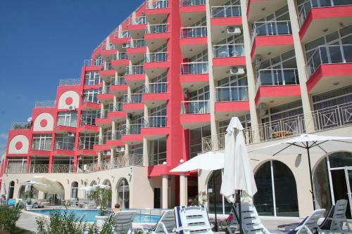 Rose Garden Hotel