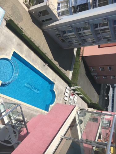 Rose Garden Hotel