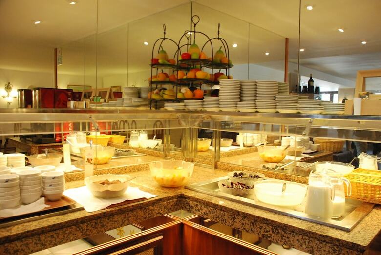 Pinos Playa Hotel