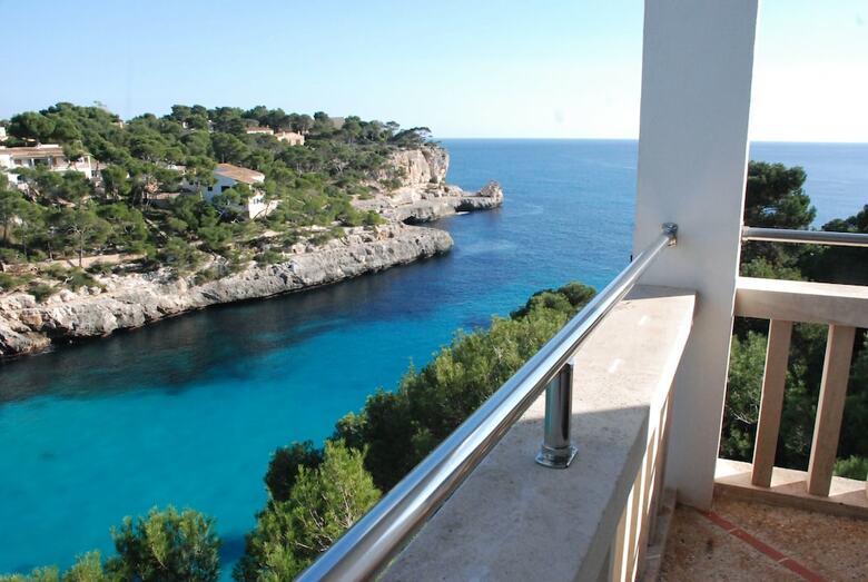 Pinos Playa Hotel