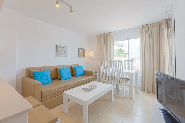 Apartamentos Camelina Suites