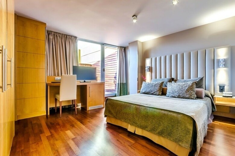 Hotel Sansi Diputacio