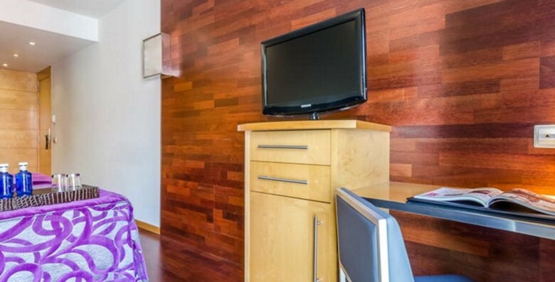 Hotel Sansi Diputacio