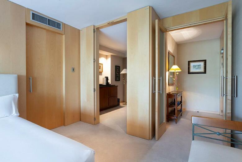 Suites Del Mar Fenals