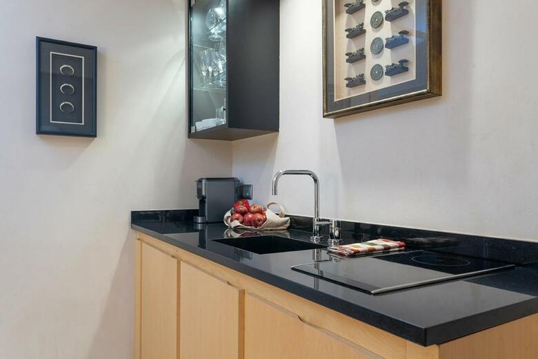 Suites Del Mar Fenals