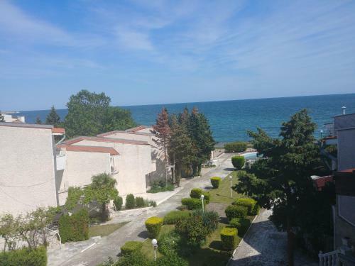 Oasis Apartment Ravda
