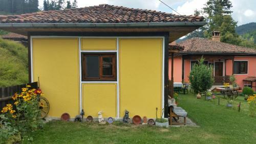 Hostal Mechta Guest House