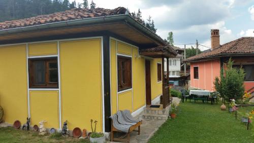 Hostal Mechta Guest House