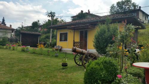 Hostal Mechta Guest House